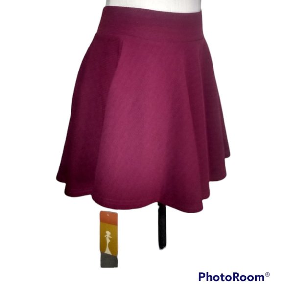 Werna Vogue Underwear Burgundy Pleated Skort Size Large - Picture 2 of 10
